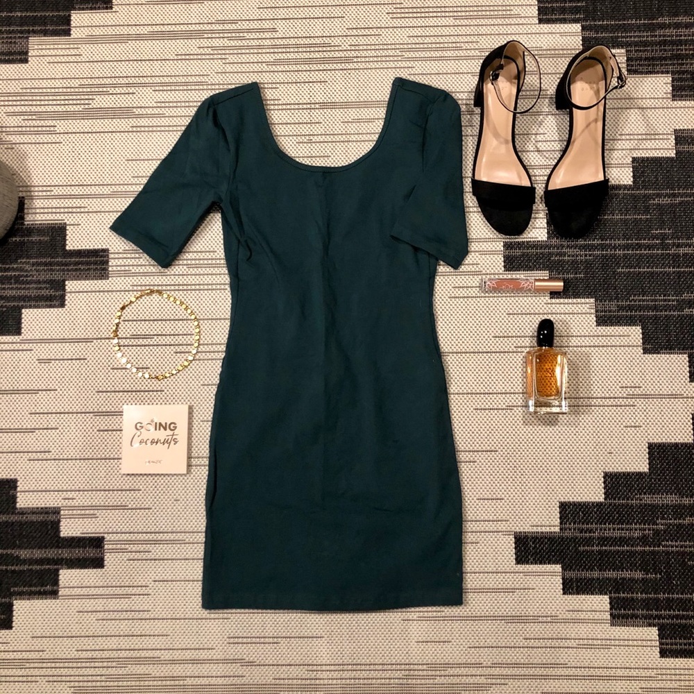 NWOT | AA | OPEN BACK BODYCON